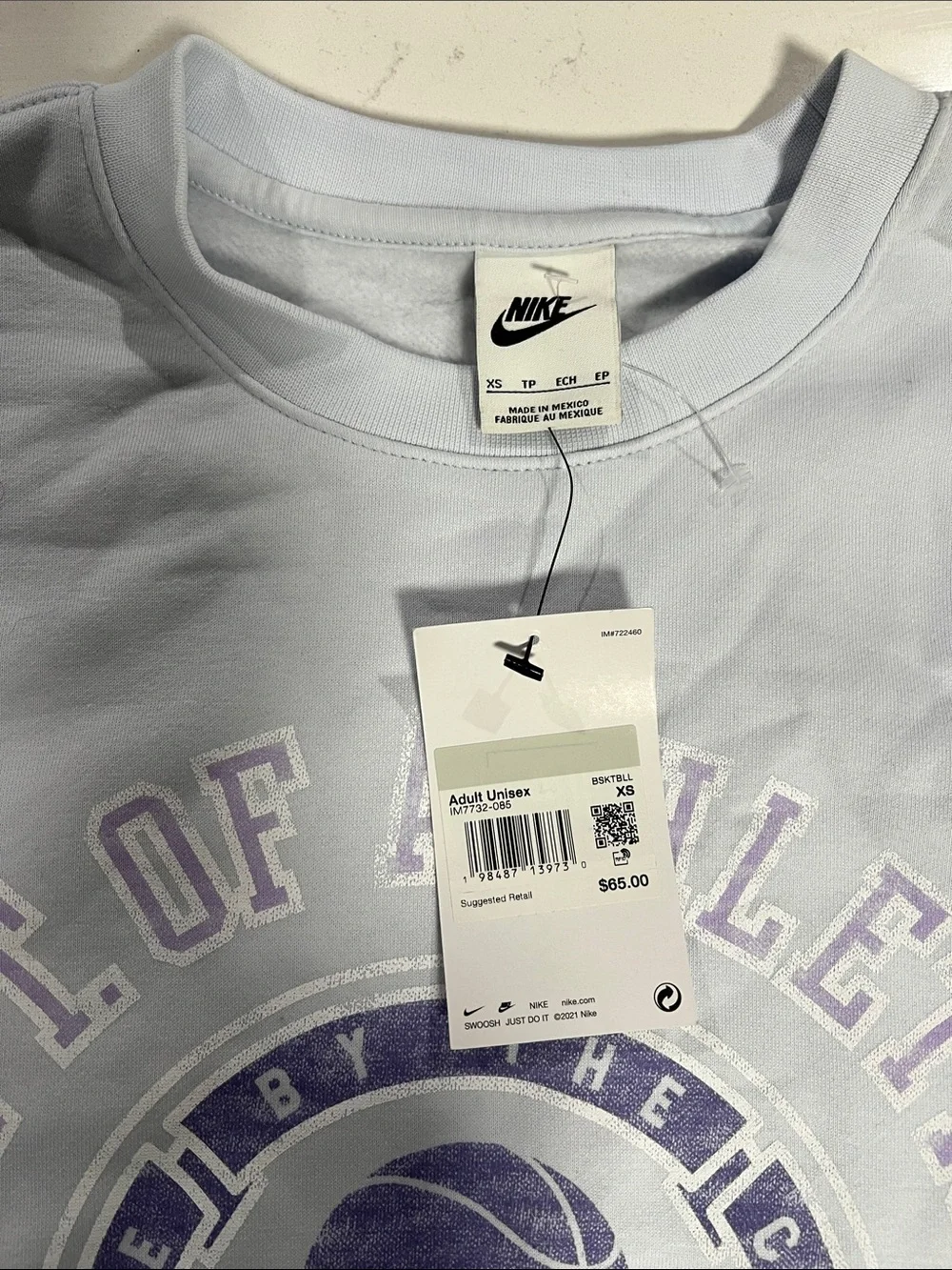 Nike Lavender Crewneck Sweatshirt with Nike Hoops Graphic